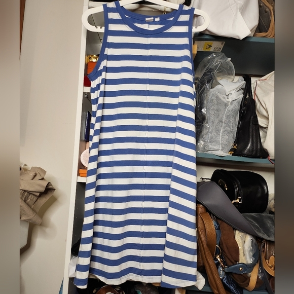 Gap sleeveless swing dress - Picture 4 of 16